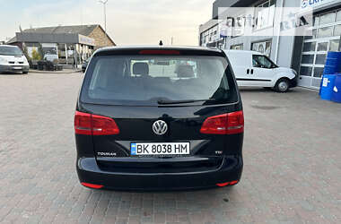 Минивэн Volkswagen Touran 2013 в Сарнах