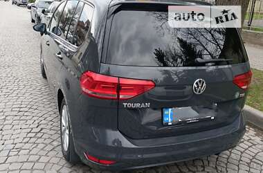 Мікровен Volkswagen Touran 2017 в Мукачевому