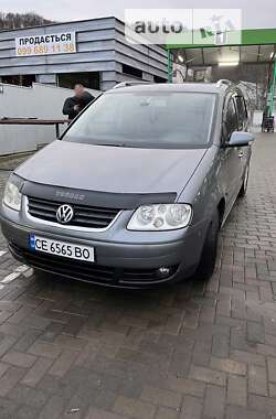 Мінівен Volkswagen Touran 2006 в Чернівцях