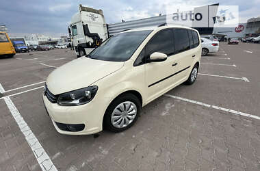 Микровэн Volkswagen Touran 2011 в Житомире