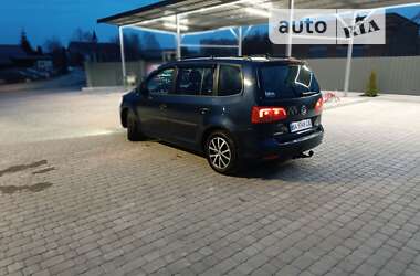 Микровэн Volkswagen Touran 2014 в Староконстантинове