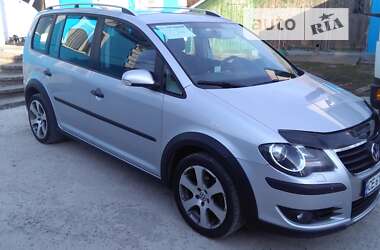 Мінівен Volkswagen Touran 2008 в Чернівцях