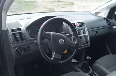 Минивэн Volkswagen Touran 2010 в Верхнеднепровске