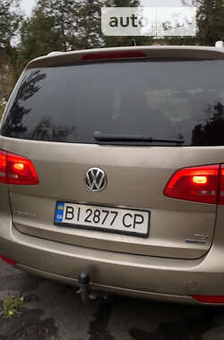 Минивэн Volkswagen Touran 2014 в Горишних Плавнях