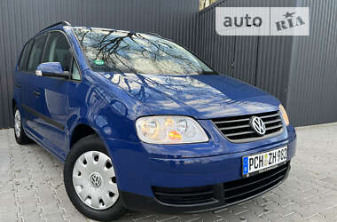 Минивэн Volkswagen Touran 2004 в Дрогобыче