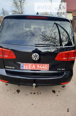 Мінівен Volkswagen Touran 2011 в Бериславі