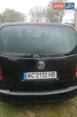 Минивэн Volkswagen Touran 2009 в Луцке