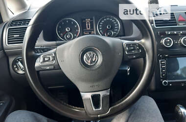Минивэн Volkswagen Touran 2014 в Черновцах