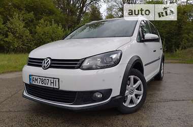 Мінівен Volkswagen Touran 2011 в Житомирі