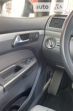 Минивэн Volkswagen Touran 2013 в Киеве