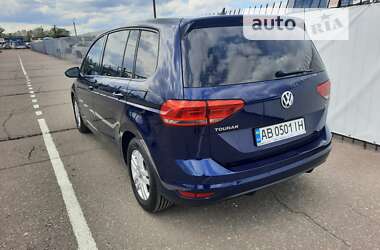 Микровэн Volkswagen Touran 2016 в Киеве