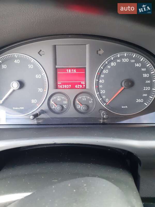 Мінівен Volkswagen Touran 2006 в Хмільнику фото 10 Мінівен Volkswagen Touran 2006 в Хмільнику