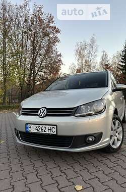 Мінівен Volkswagen Touran 2011 в Миргороді