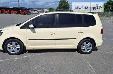 Мінівен Volkswagen Touran 2011 в Харкові