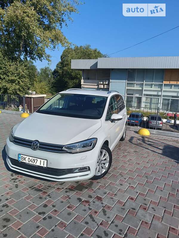 Микровэн Volkswagen Touran 2016 в Ивано-Франковске