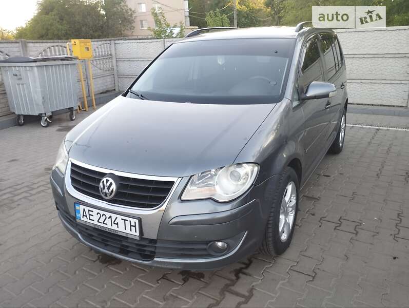 Мінівен Volkswagen Touran 2007 в Кривому Розі