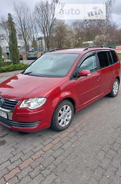 Минивэн Volkswagen Touran 2007 в Черновцах