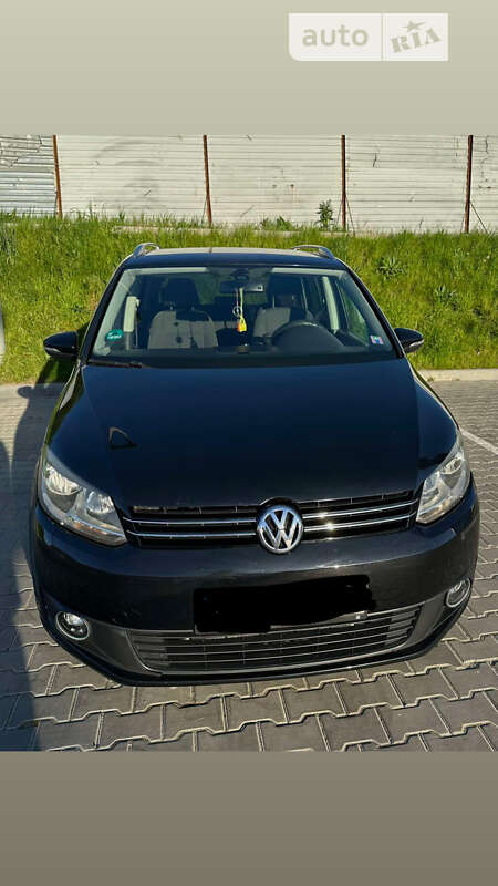 Volkswagen Touran 2012