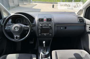 Минивэн Volkswagen Touran 2011 в Киеве