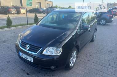 Минивэн Volkswagen Touran 2004 в Ивано-Франковске