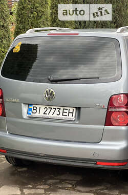 Минивэн Volkswagen Touran 2007 в Полтаве