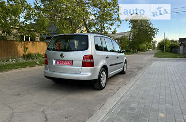 Минивэн Volkswagen Touran 2004 в Звенигородке