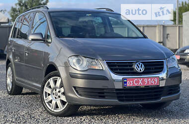 Минивэн Volkswagen Touran 2008 в Лубнах