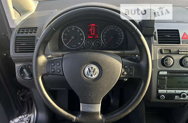 Минивэн Volkswagen Touran 2008 в Лубнах