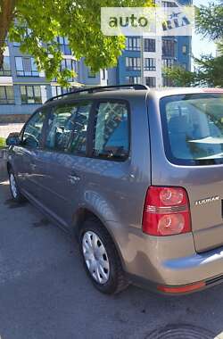 Минивэн Volkswagen Touran 2007 в Луцке