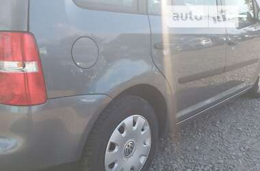 Минивэн Volkswagen Touran 2004 в Лубнах