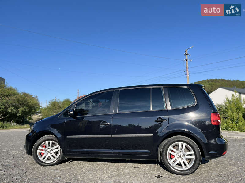 Мінівен Volkswagen Touran 2014 в Кременці