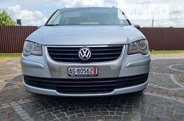 Мінівен Volkswagen Touran 2009 в Луцьку