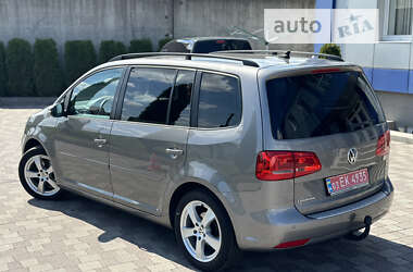 Мінівен Volkswagen Touran 2011 в Сарнах