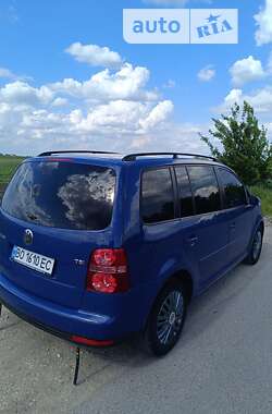 Минивэн Volkswagen Touran 2007 в Лановцах