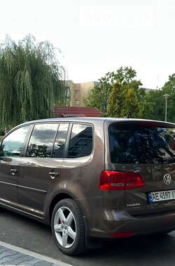 Мінівен Volkswagen Touran 2013 в Кам'янському