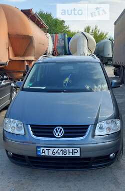 Минивэн Volkswagen Touran 2005 в Ивано-Франковске