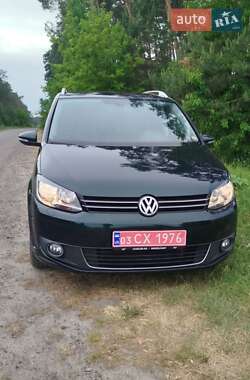 Микровэн Volkswagen Touran 2012 в Бродах