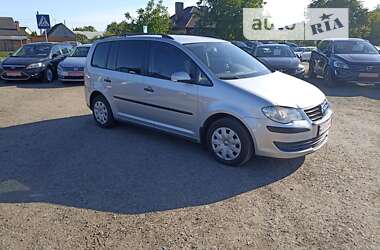 Мінівен Volkswagen Touran 2007 в Луцьку