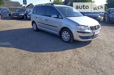 Минивэн Volkswagen Touran 2007 в Луцке