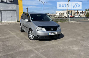 Мінівен Volkswagen Touran 2004 в Житомирі