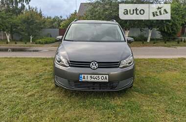 Минивэн Volkswagen Touran 2010 в Переяславе