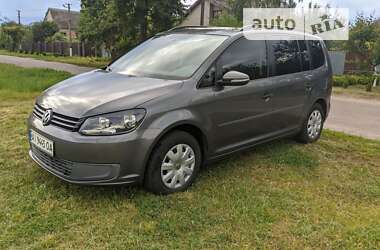 Минивэн Volkswagen Touran 2010 в Переяславе