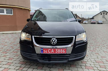 Мінівен Volkswagen Touran 2007 в Івано-Франківську