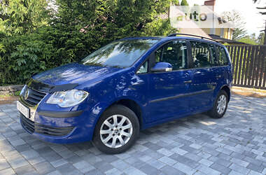 Мінівен Volkswagen Touran 2008 в Старокостянтинові