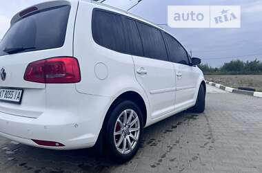 Микровэн Volkswagen Touran 2011 в Снятине