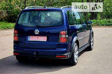 Минивэн Volkswagen Touran 2008 в Полтаве