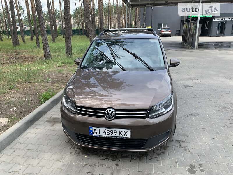 Мінівен Volkswagen Touran 2015 в Києві фото 3 Мінівен Volkswagen Touran 2015 в Києві