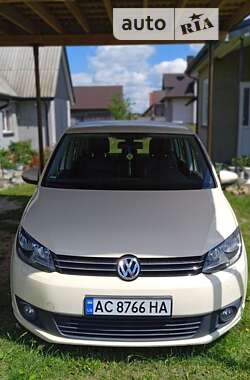 Мінівен Volkswagen Touran 2015 в Луцьку