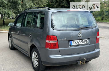 Минивэн Volkswagen Touran 2004 в Харькове