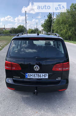 Мінівен Volkswagen Touran 2012 в Звягелі